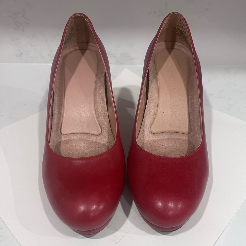 Naturalizer Red Women's Heels - Picture 2 of 6